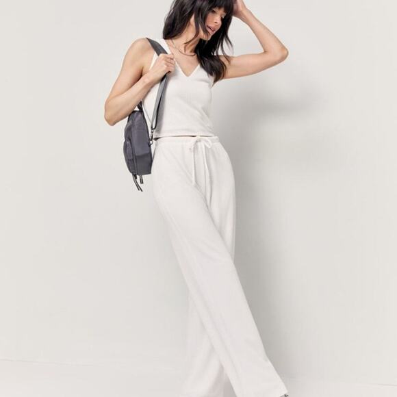 High Rise Rib Knit Wide Leg Sweatpants - Picture 2 of 4